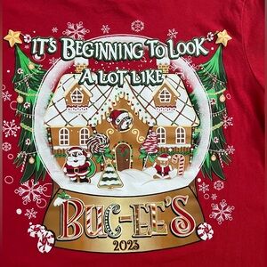BUCEES Christmas Snowglobe Tee 2023
